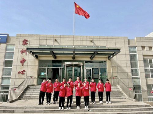 大连时代学校雷锋活动报道683.jpg